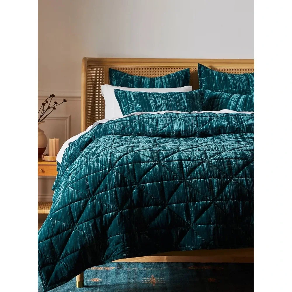 Anthropologie Plush Crushed Velvet Quilted Euro Sham Pillow‎ Bedding Turquoise